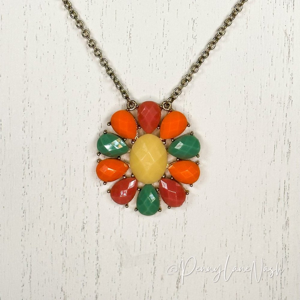 Vintage Beaded Gem Flower Pendant Silver Necklace - Picture 2 of 4